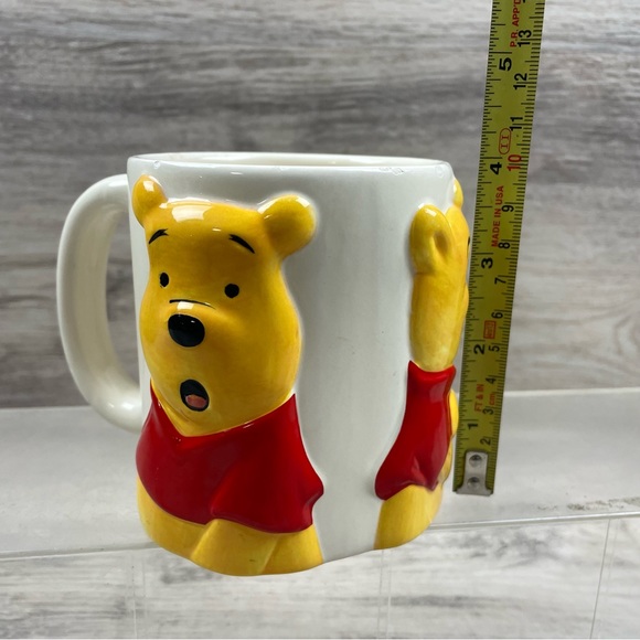 Vintage Disney’s Winnie The Pooh Coffee Mug Collector’s Raised Ceramic - Picture 5 of 6